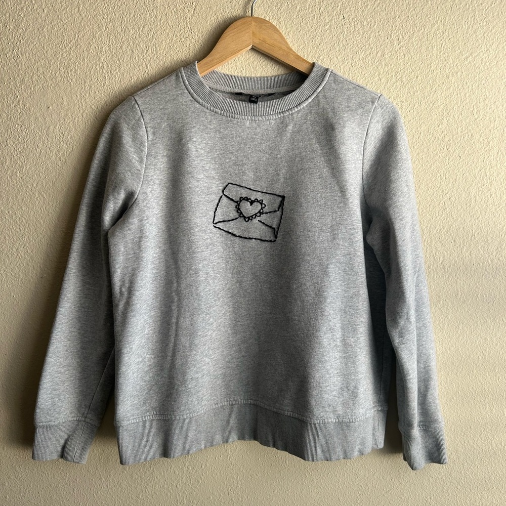 Banana Republic 77% Cotton Embroidered Sweatshirt